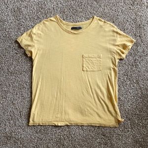 Abercrombie&Fitch Yellow Tee